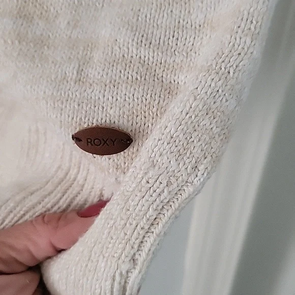 Roxy Cream Knit Sweater Short Sleeve - Picture 3 of 6